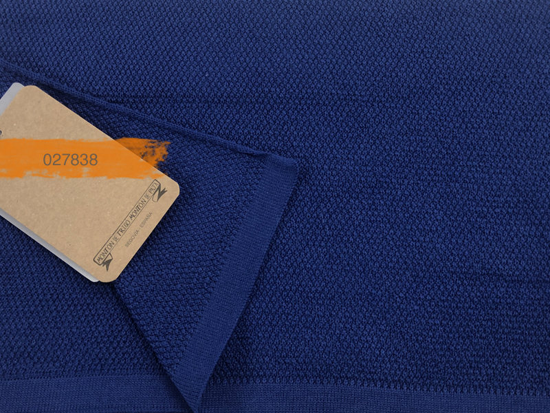 100% merino wool scarf blue. - handmade Segovia - Color #027838