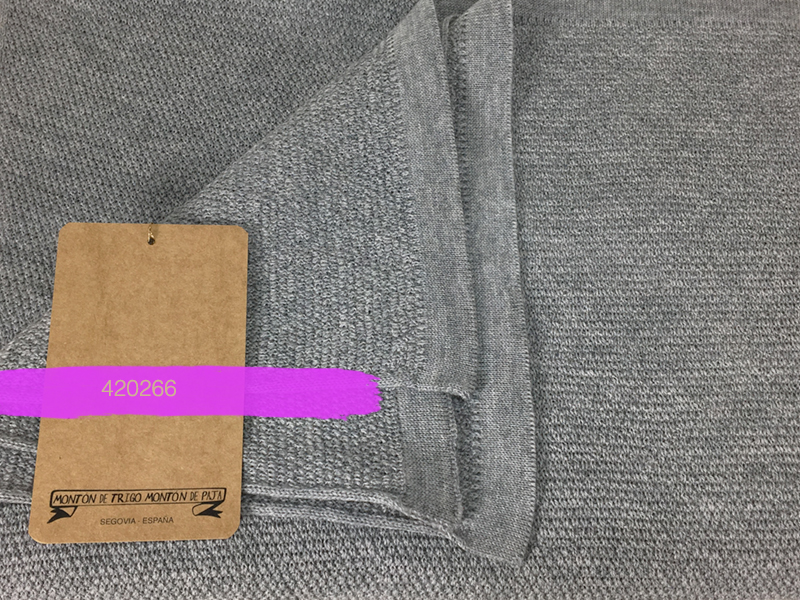 Chal lana merino 100% grises. - artesanal Segovia - Color #420266