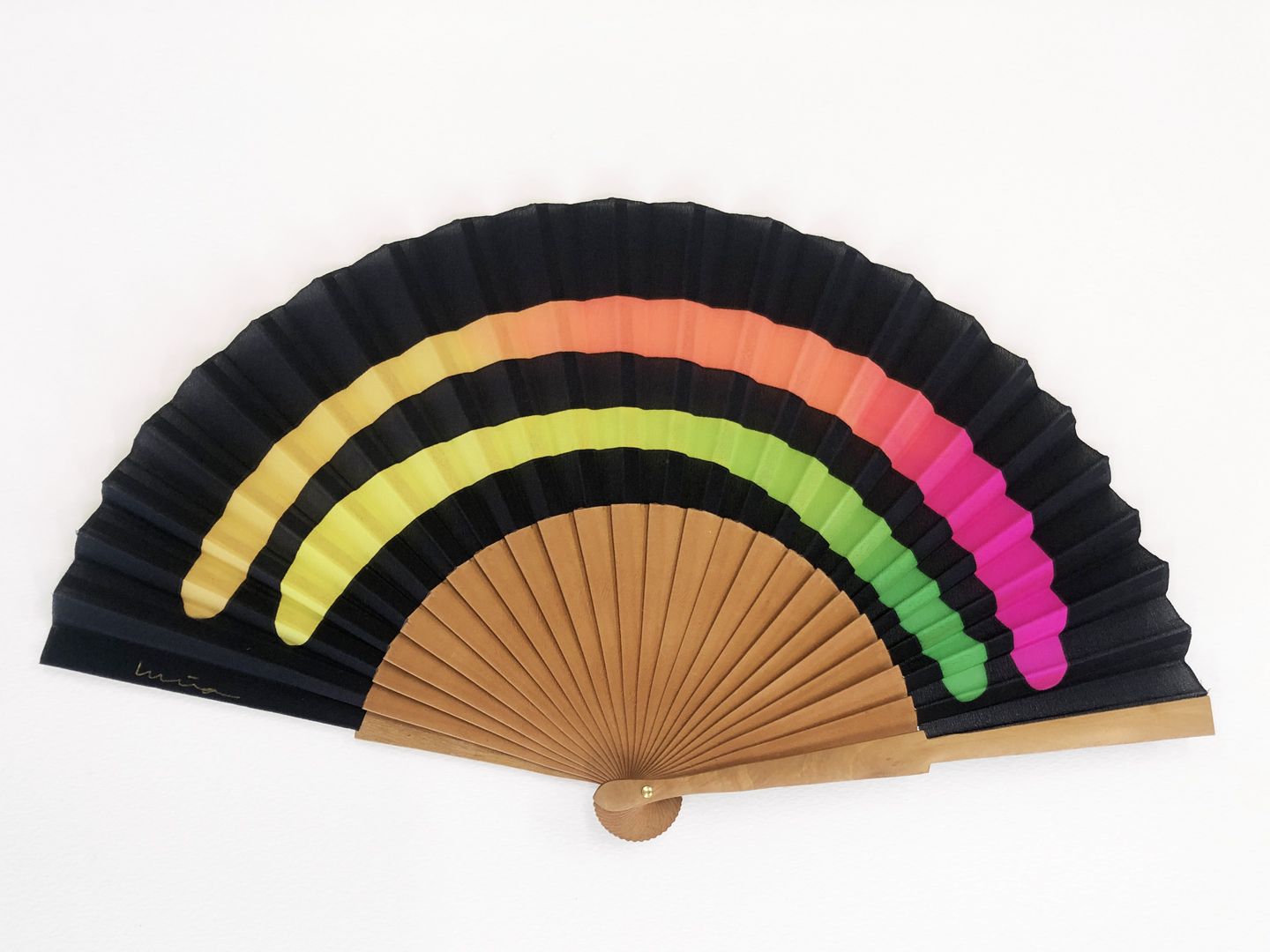 Hand-painted black silk fan with pear wood sticks, 23cm, unique piece made in Segovia, Spain.