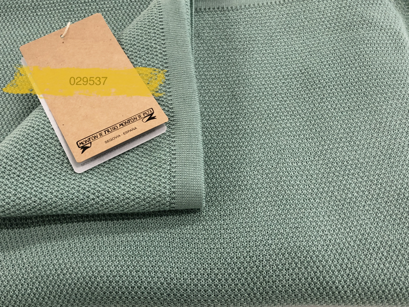 100% merino wool scarf green. - handmade Segovia - Color #029537